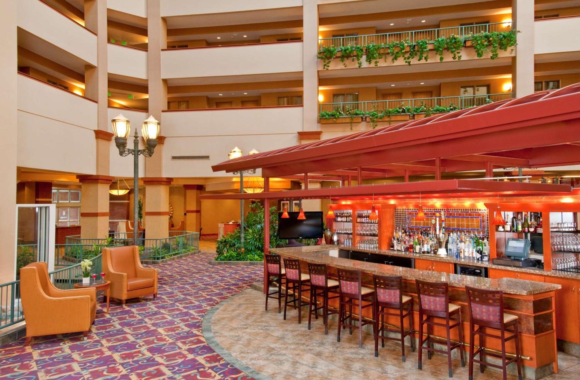 Embassy Suites North Charleston Airport Hotel Convention Dış mekan fotoğraf